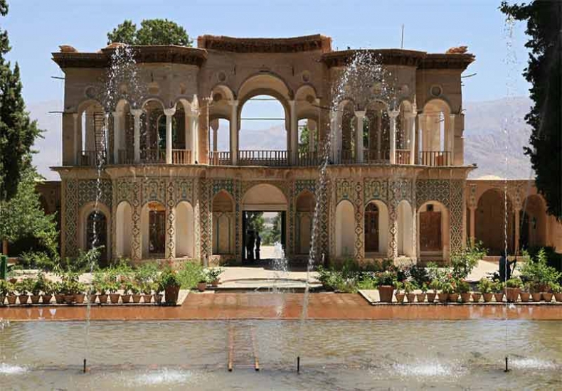 Shazdeh Garden