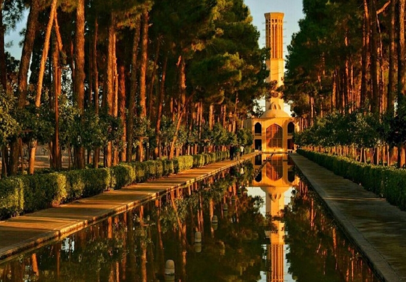 Dowlat Abad Garden