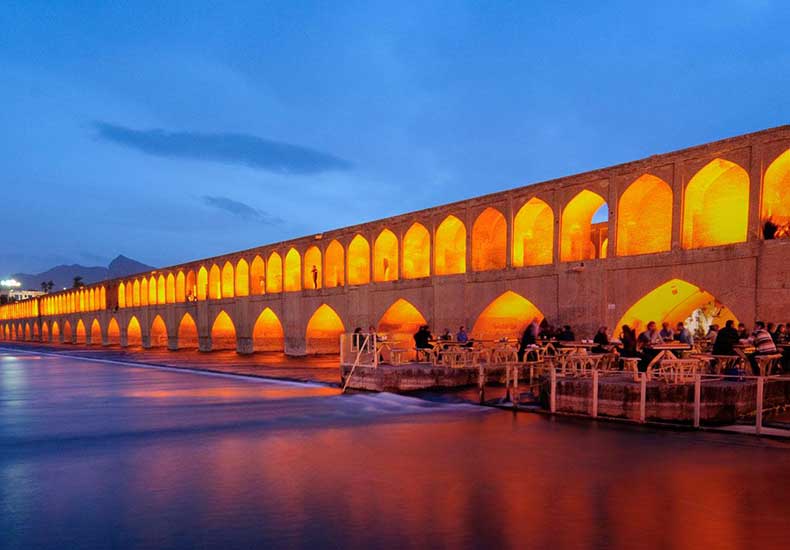 Puente de Si-o-se-pol Isfahan