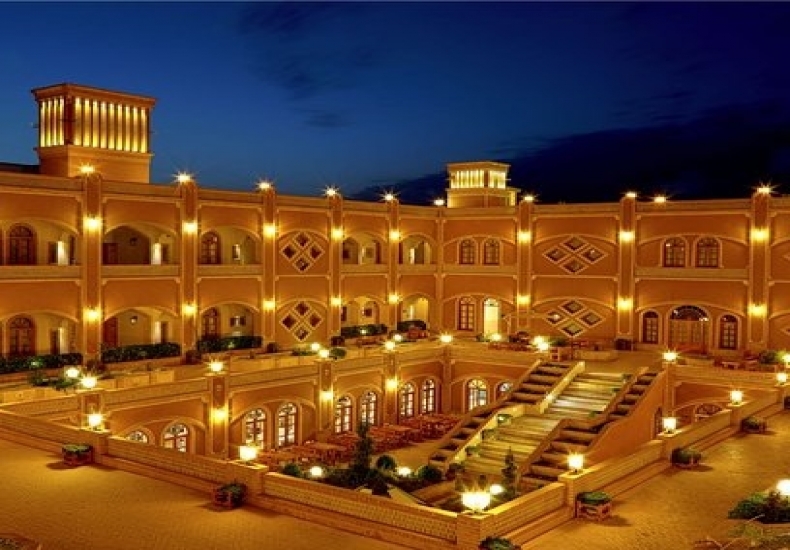 Hotel Dad Yazd
