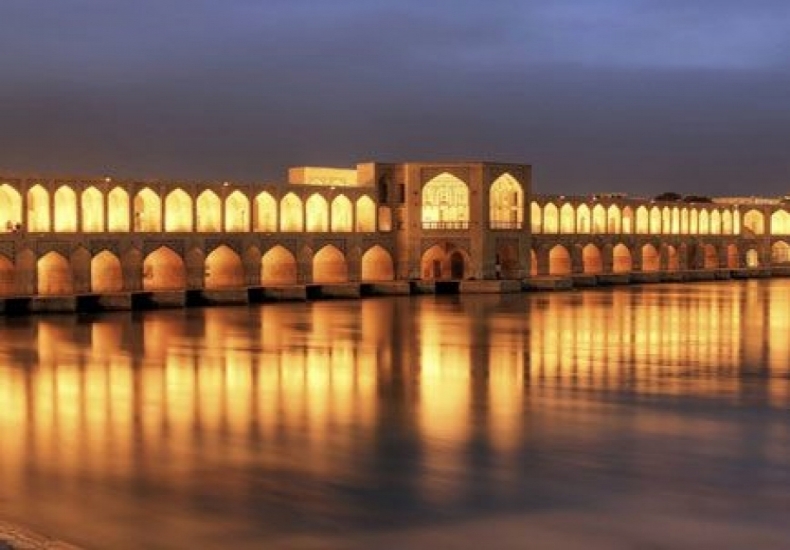 visita isfahan